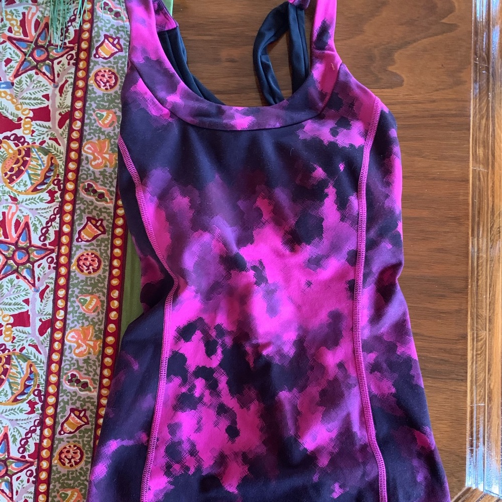 Lululemon acid wash tank top with built in bra.